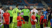 E: Piast Gliwice - Wisła Kraków. 2017-03-04